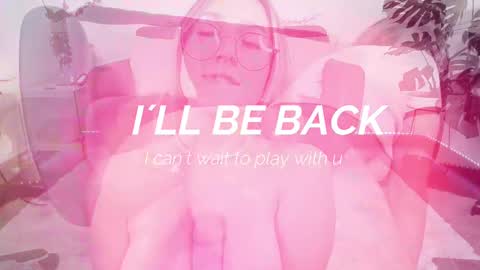 Snapshot of dina_ride chatting on 02-16-25, 12:43 online show from 02-16-25, 12:43