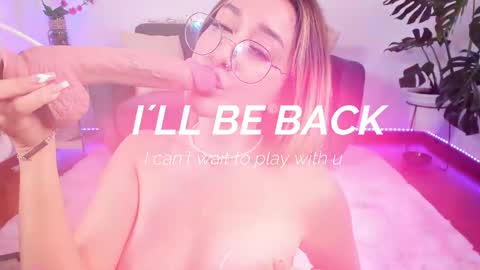 Snapshot of dina_ride chatting on 03-10-25, 12:15 online show from 03-10-25, 12:15