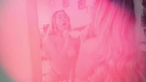 Snapshot of dina_ride chatting on 09-15-25, 12:05 online show from 09-15-25, 12:05