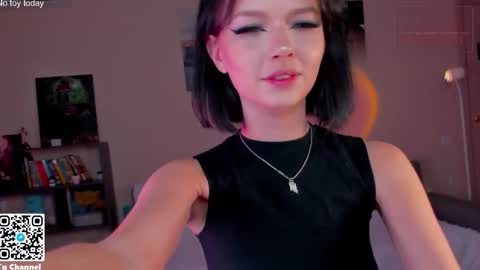 Jessie online show from 12-19-25, 01:51