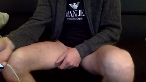Snapshot of dinnerout1111 chatting on 01-22-25, 10:37 dinnerout1111 online show from 01-22-25, 10:37