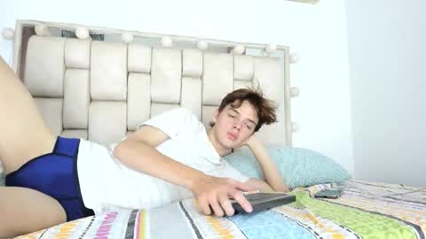 apollo online show from 10-17-25, 08:33