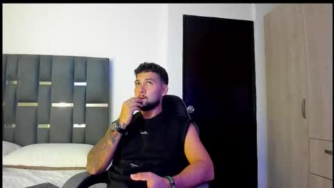 dionyxx online show from 10-21-25, 03:18