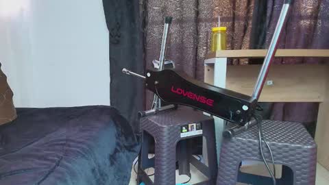 victoria online show from 11-22-25, 12:37