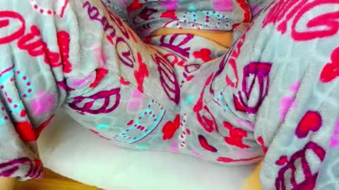 diosaelchat online show from 12-17-25, 10:43