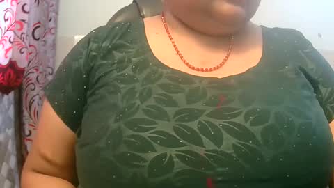 Snapshot of dipa2345 chatting on 01-21-25, 06:11 dipa2345 online show from 01-21-25, 06:11