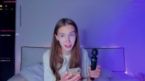 Snapshot of diroill chatting on 12-02-24, 01:47 Hailey online show from 12-02-24, 01:47