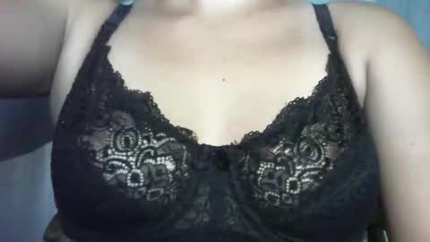 Snapshot of dirtigame chatting on 12-04-25, 10:13 dirtigame online show from 12-04-25, 10:13