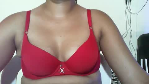 Snapshot of dirtigame chatting on 12-14-25, 10:25 dirtigame online show from 12-14-25, 10:25