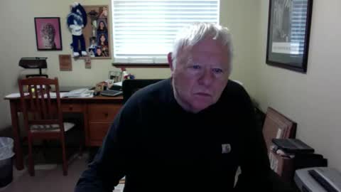 Snapshot of dirtrider195080438 chatting on 05-18-26, 01:28 dirtrider195080438 online show from 05-18-26, 01:28