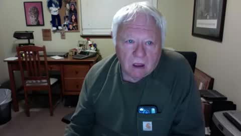 Snapshot of dirtrider195080438 chatting on 05-26-26, 04:41 dirtrider195080438 online show from 05-26-26, 04:41