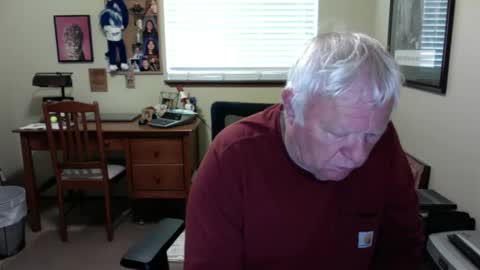 Snapshot of dirtrider195080438 chatting on 05-31-26, 07:59 dirtrider195080438 online show from 05-31-26, 07:59