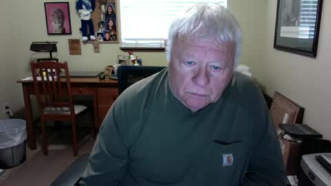 Snapshot of dirtrider195080438 chatting on 06-02-26, 07:27 dirtrider195080438 online show from 06-02-26, 07:27