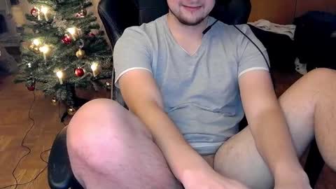 Snapshot of dirty_fun_boy chatting on 12-16-24, 09:09 dirty_fun_boy online show from 12-16-24, 09:09