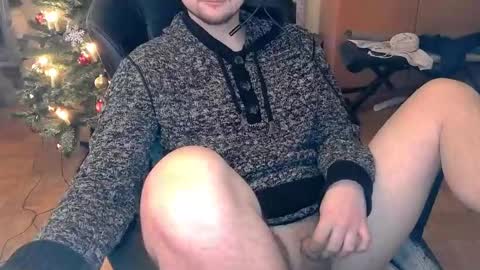 Snapshot of dirty_fun_boy chatting on 12-27-24, 09:06 dirty_fun_boy online show from 12-27-24, 09:06