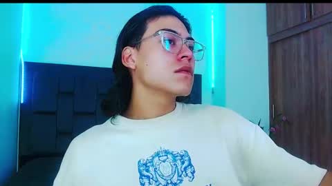 dirty model online show from 09-26-25, 08:18