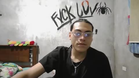 dirty model online show from 03-09-26, 02:15