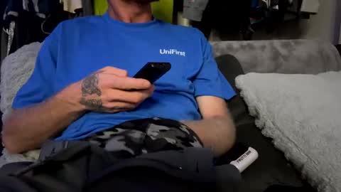 Snapshot of dirtydaddy69627829 chatting on 10-15-25, 02:44 Justin Robinson online show from 10-15-25, 02:44