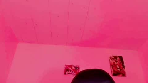 Snapshot of dirtygamesnaomy chatting on 10-03-25, 03:14 Naomy online show from 10-03-25, 03:14