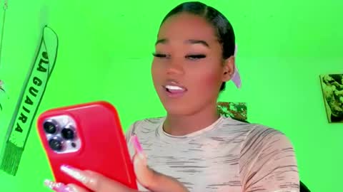 Snapshot of dirtygamesnaomy chatting on 10-04-25, 05:05 Naomy online show from 10-04-25, 05:05