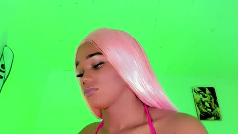 Snapshot of dirtygamesnaomy chatting on 10-07-25, 04:04 Naomy online show from 10-07-25, 04:04