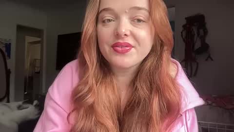 Snapshot of dirtylaneyjane chatting on 02-12-25, 08:40 Laney Jane online show from 02-12-25, 08:40