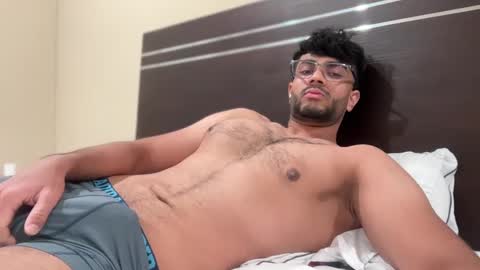 Snapshot of dirtynick1 chatting on 09-29-25, 12:38 dirtynick1 online show from 09-29-25, 12:38