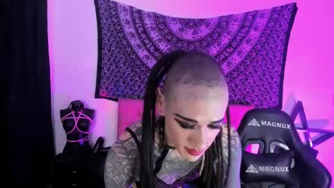 ONIX  online show from 12-13-24, 03:05