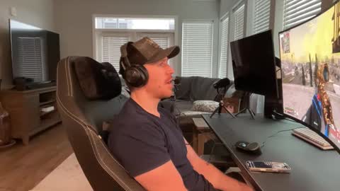 Snapshot of discgolf4life chatting on 02-12-25, 07:13 JustinDulgeXXX online show from 02-12-25, 07:13