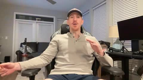 Snapshot of discgolf4life chatting on 11-05-25, 03:39 JustinDulgeXXX online show from 11-05-25, 03:39