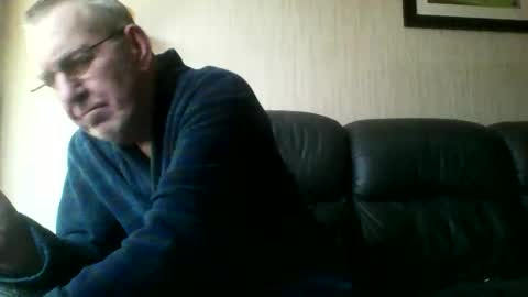 Snapshot of discovery63 chatting on 02-08-26, 11:35 discovery63 online show from 02-08-26, 11:35