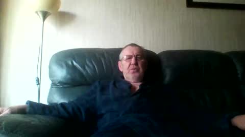 Snapshot of discovery63 chatting on 02-22-26, 11:53 discovery63 online show from 02-22-26, 11:53