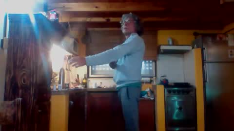 discretopasivo online show from 04-05-26, 06:05