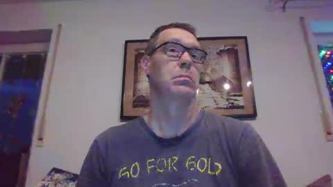 disney0988 online show from 12-16-24, 06:21