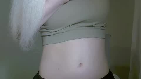 DitaMilton online show from 10-09-25, 06:50