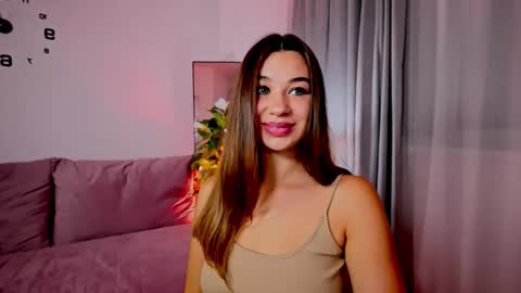 Tia online show from 10-22-25, 09:36