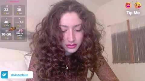 Divina Claire    online show from 11-19-25, 03:17