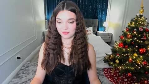 Hannah online show from 12-17-25, 04:18