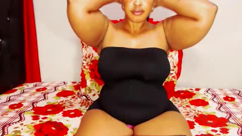 divinebooty93 online show from 09-30-25, 08:08