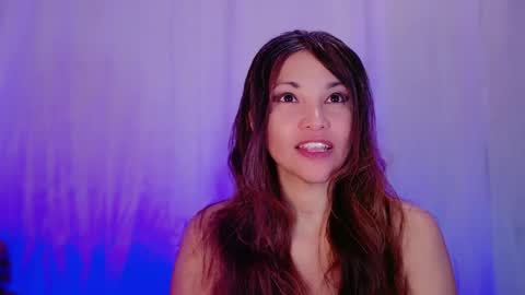 DivineLynn online show from 02-17-25, 12:38