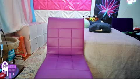 Snapshot of divynejade chatting on 12-04-24, 11:13 Jade Divyne online show from 12-04-24, 11:13