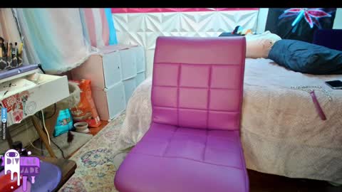 Snapshot of divynejade chatting on 12-29-24, 09:50 Jade Divyne online show from 12-29-24, 09:50