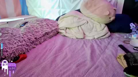 Snapshot of divynejade chatting on 02-22-25, 06:08 Jade Divyne online show from 02-22-25, 06:08