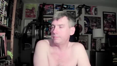 dix_handley_50 online show from 01-11-25, 04:16