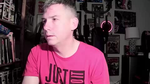 dix_handley_50 online show from 02-05-25, 12:49