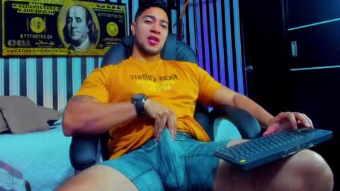 Dixon online show from 12-22-24, 01:45