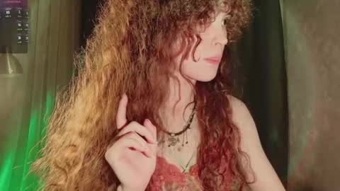 Snapshot of dizer_clop chatting on 12-13-25, 09:53 Dizer online show from 12-13-25, 09:53