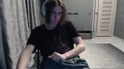 Snapshot of dmitriy250 chatting on 11-09-25, 08:29 dmitriy250 online show from 11-09-25, 08:29