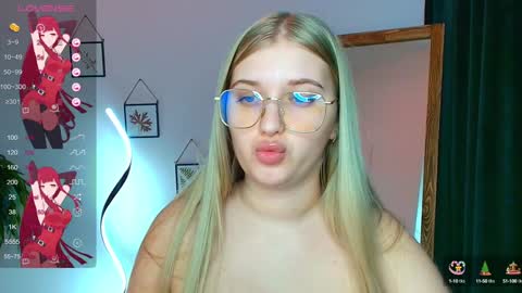 Snapshot of do_u_want_alice chatting on 01-17-25, 05:42 Alice online show from 01-17-25, 05:42