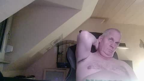 doggy2629 online show from 11-15-25, 04:25